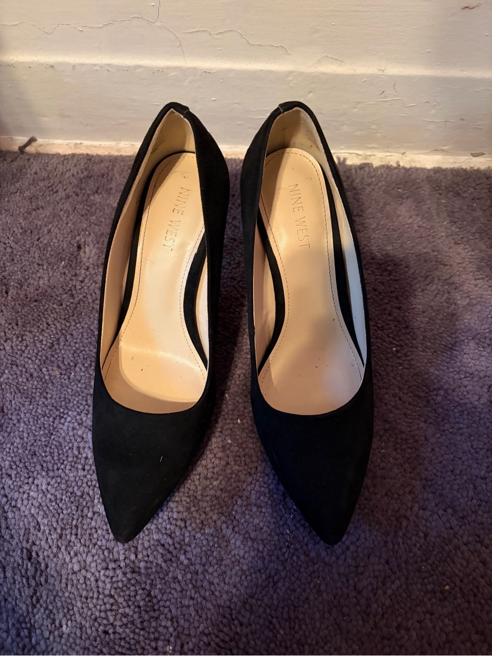 NINE WEST Pointed toe Suede Black Pumps